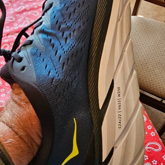 Hoka Clifton 8 size 14D - Picture 5 of 8